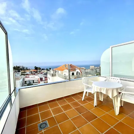 Appartamento Estudio familiar, Wifi, piscina en la azotea compartida en Puerto de la Cruz