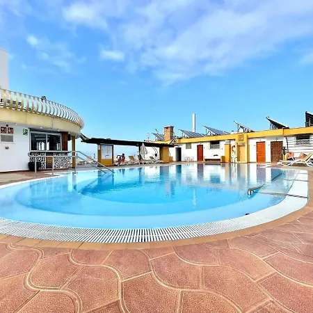 Estudio familiar, Wifi, piscina en la azotea compartida en Puerto de la Cruz * Puerto de la Cruz (Tenerife)