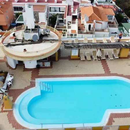 Estudio familiar, Wifi, piscina en la azotea compartida en Puerto de la Cruz Puerto de la Cruz (Tenerife)