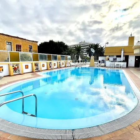 Апартаменты Estudio Familiar, Wifi, Piscina En La Azotea Compartida En Puerto De La Cruz *