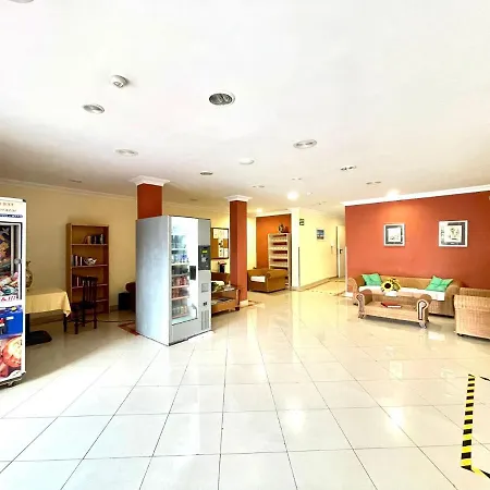 Estudio Familiar, Wifi, Piscina En La Azotea Compartida En Puerto De La Cruz